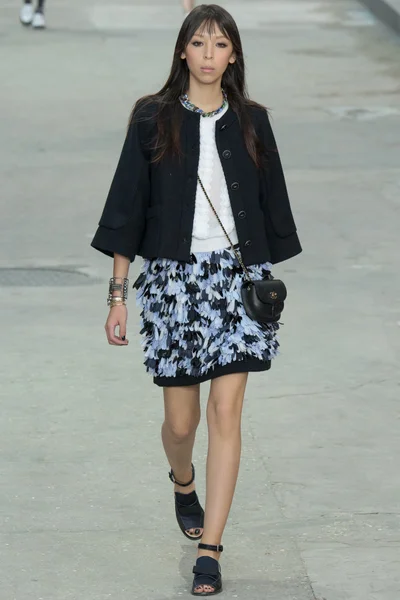 Look 46